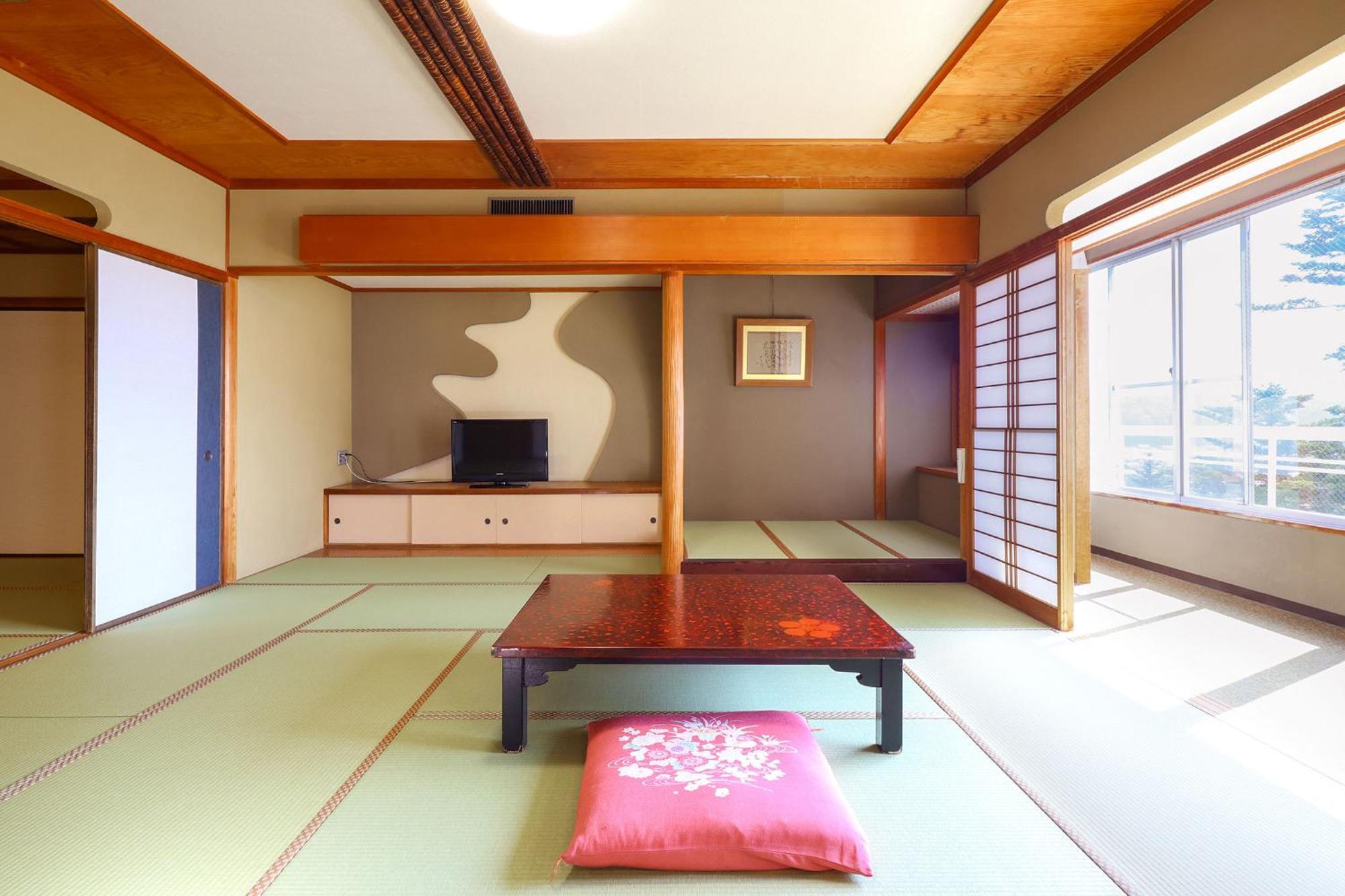 Ooedo Onsen Monogatari Premium Yamashitaya 3*