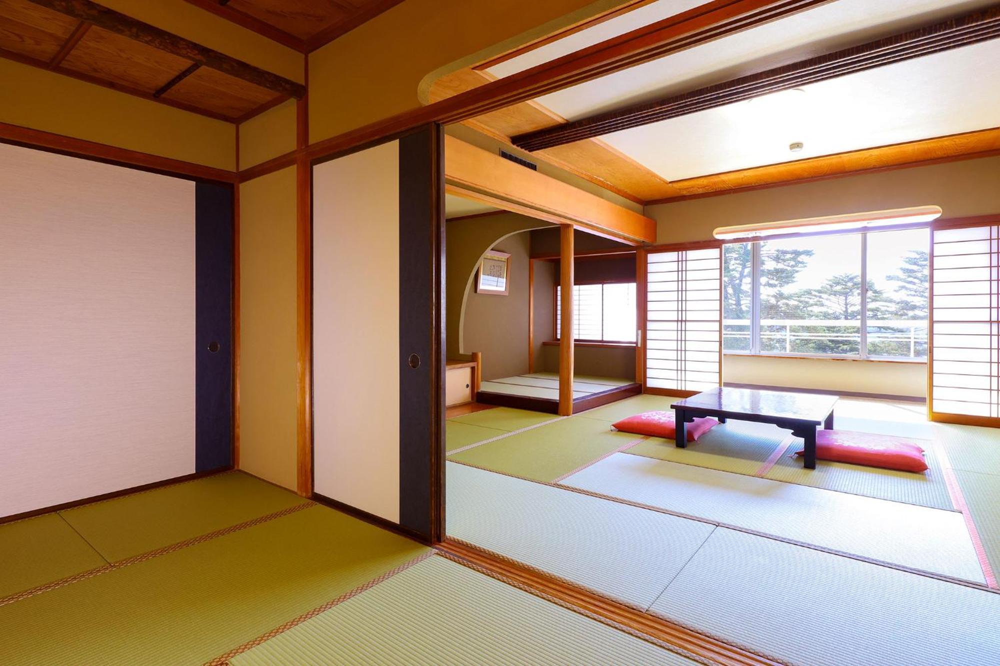 Ryokan Ooedo Onsen Monogatari Premium Yamashitaya Kaga (Ishikawa)